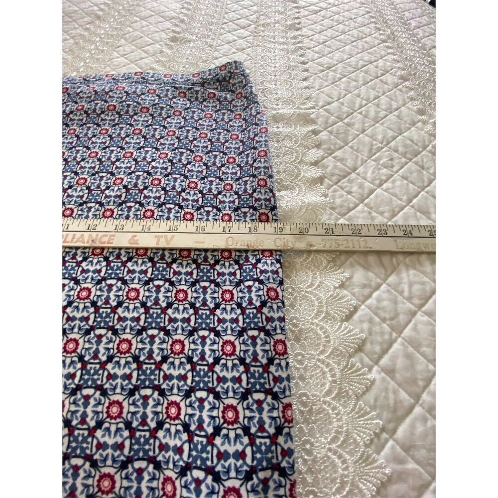 Max Studio Knee Length Skirt Blue, Navy and Red Geometric Print Size Medium - Picture 11 of 12